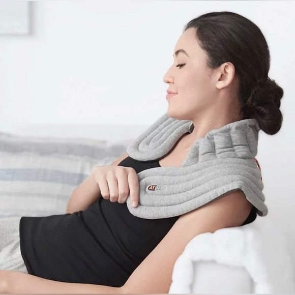 Sharper Image Heated Weighted Neck and Shoulder Wrap - Hot and Cold Comfort - Picture 6 of 6